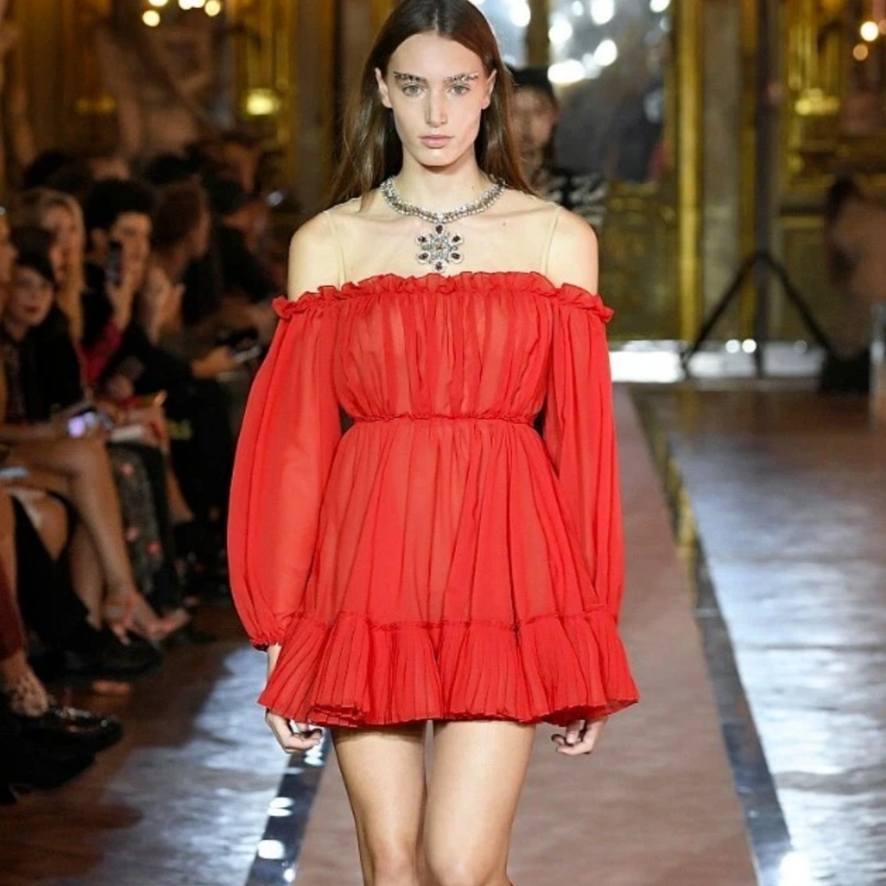 H&M x Giambattista Valli Red Cold Shoulder Dress Designer Size 4 Prom dress